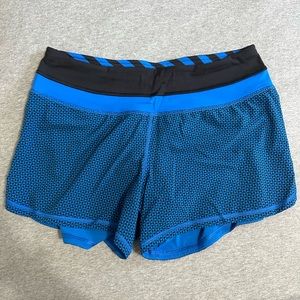 Lululemon Groovy Run Short 4”